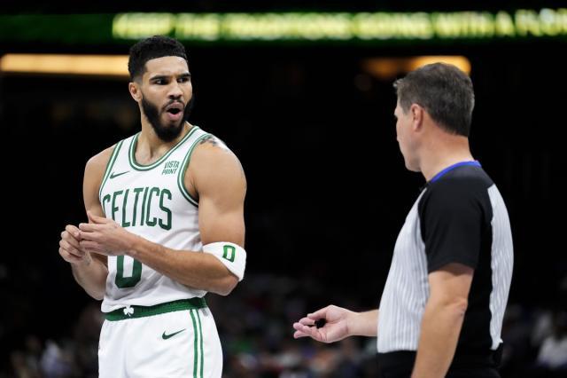 天博棋牌-绿军状态低迷进入疲劳期 季中赛突围只剩理论可能