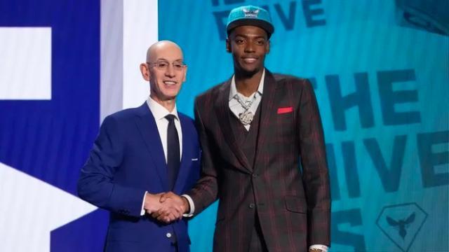 天博官网-【新秀列传】榜眼秀来自运动之家，豪言带队进总决赛